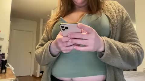 hichemlacoste333 online show from December 2025 01:42:01 PM