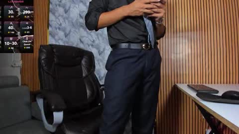 Snapshot of hiddenoffice chatting on September 2025 11:09:02 PM George online show from September 2025 11:09:02 PM