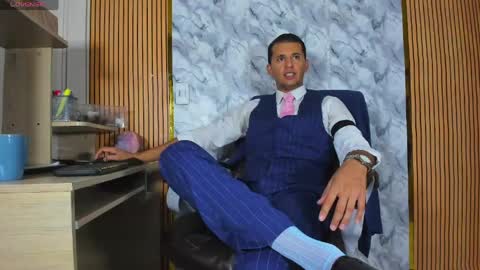 Snapshot of hiddenoffice chatting on May 2026 03:26:01 AM George online show from May 2026 03:26:01 AM