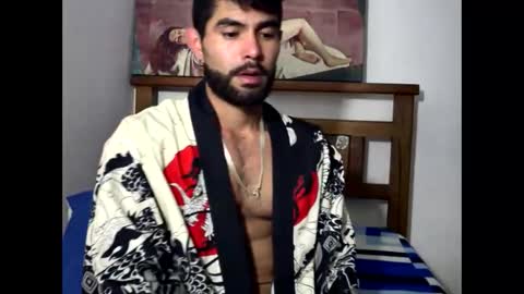 hideonbush online show from February 2026 03:07:01 AM