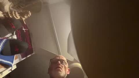 Snapshot of highandry666 chatting on September 2025 03:19:02 AM Askandumayreceive online show from September 2025 03:19:02 AM