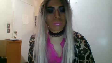 Snapshot of hihheelstranny chatting on February 2026 08:57:02 AM hihheelstranny online show from February 2026 08:57:02 AM