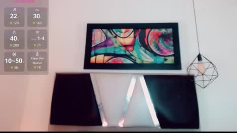 Hilary Avilan online show from January 2026 07:41:01 PM