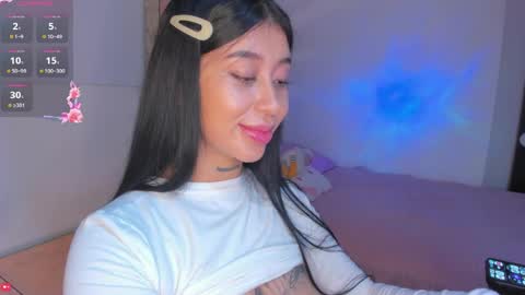 LUNA new account  FOLLOW ME online show from April 2026 11:31:01 PM