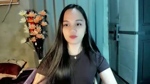 hilarymolly online show from March 2026 07:15:01 AM