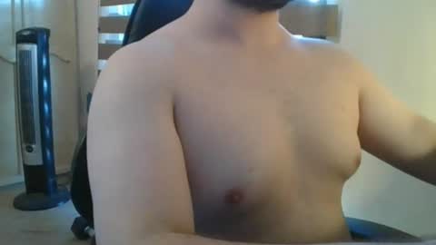 Snapshot of himbo_fox chatting on July 2026 12:24:01 AM Himbo fox online show from July 2026 12:24:01 AM