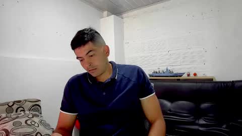 Snapshot of himoreno97 chatting on December 2024 07:11:02 PM Hi moreno online show from December 2024 07:11:02 PM