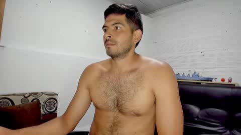 Snapshot of himoreno97 chatting on February 2025 10:32:01 PM Hi moreno online show from February 2025 10:32:01 PM