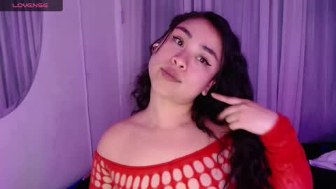 Snapshot of hinataleecs chatting on November 2025 09:48:01 PM hinata lee online show from November 2025 09:48:01 PM