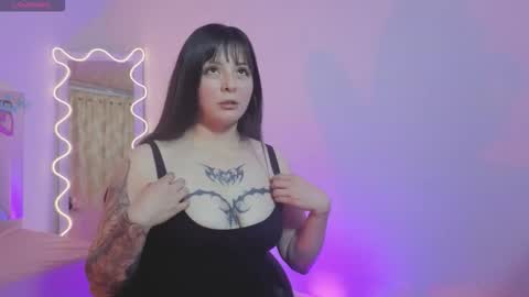 HINNA online show from November 2025 03:28:01 AM