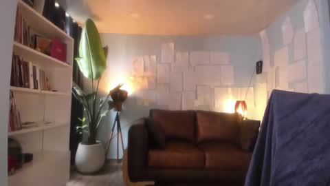 Hinnata online show from January 2026 04:42:02 PM