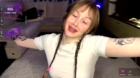 Snapshot of hip_hop_baby chatting on April 2026 05:30:01 PM Leya Day Mary Night PvT Open online show from April 2026 05:30:01 PM