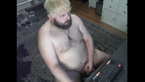 Snapshot of hipguy91 chatting on April 2026 03:39:01 AM hipguy91 online show from April 2026 03:39:01 AM