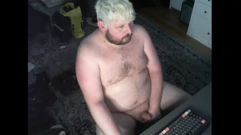 Snapshot of hipguy91 chatting on May 2026 06:57:02 PM hipguy91 online show from May 2026 06:57:02 PM