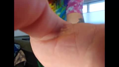 hippiejagain online show from November 2025 07:57:01 PM