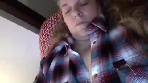 hippysnewhere online show from April 2026 12:52:02 AM