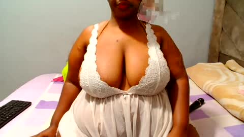 hips2sexy online show from June 2026 09:00:02 AM