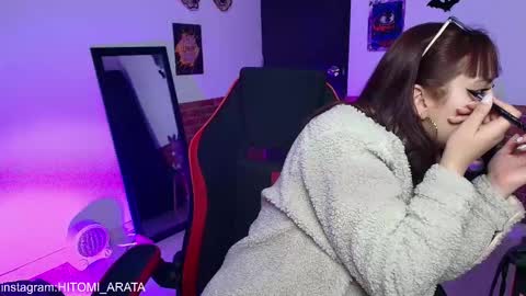 Snapshot of hitomi_arata chatting on January 2026 03:54:02 AM Hitomi Arata online show from January 2026 03:54:02 AM