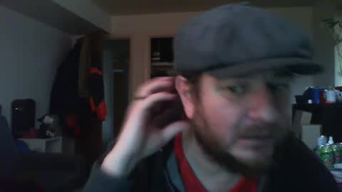 Snapshot of hobbes80 chatting on December 2024 08:10:02 PM hobbes80 online show from December 2024 08:10:02 PM