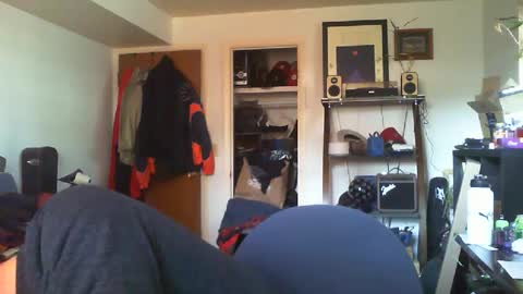 Snapshot of hobbes80 chatting on December 2024 08:12:02 PM hobbes80 online show from December 2024 08:12:02 PM