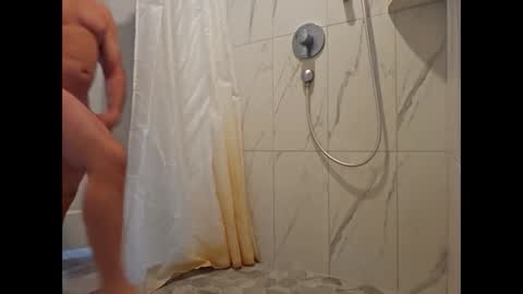 hockeyjock17 online show from April 2026 12:41:02 PM