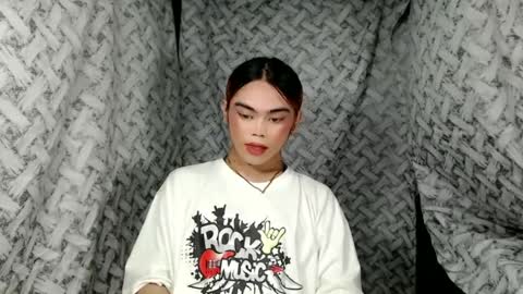 Snapshot of hoelyaurora chatting on June 2026 07:47:01 PM Aurora3 online show from June 2026 07:47:01 PM