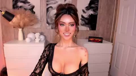 Ms. Laura online show from July 2026 03:51:01 PM