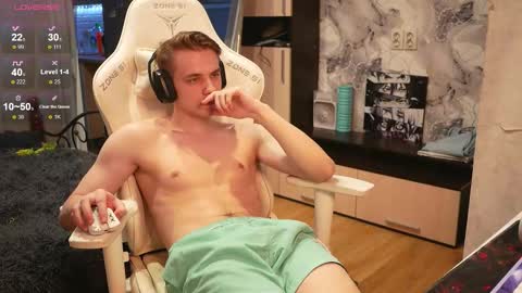 Extaz  Athrey  Howard online show from November 2025 04:45:02 AM