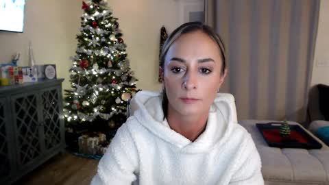 Holi Hurricane online show from January 2025 03:40:01 AM