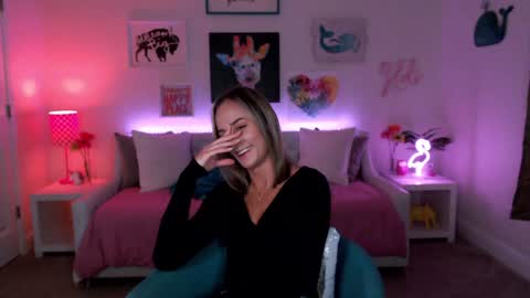 Holi Hurricane online show from March 2025 03:57:02 AM