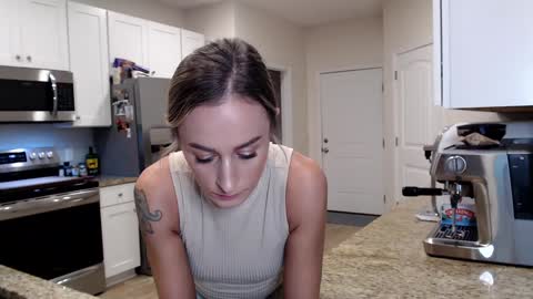 Holi Hurricane online show from October 2025 03:03:02 AM