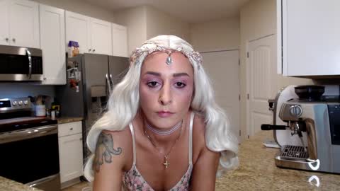 Holi Hurricane online show from October 2025 03:05:01 AM