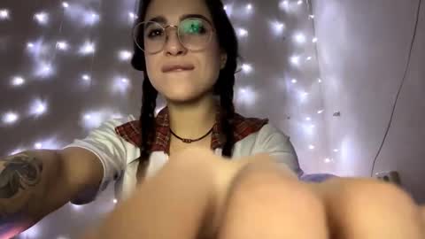 Snapshot of hollisfairfax chatting on November 2025 05:24:02 PM Kerri online show from November 2025 05:24:02 PM