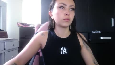 Holly online show from January 2026 06:56:02 PM