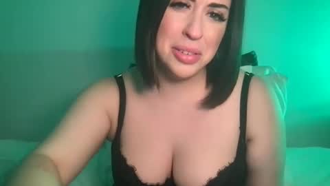 Holly Hox online show from February 2025 01:46:02 AM