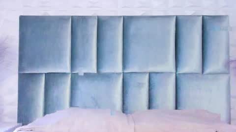 Snapshot of hollypeach_ chatting on May 2026 08:28:02 PM hollypeach_ online show from May 2026 08:28:02 PM