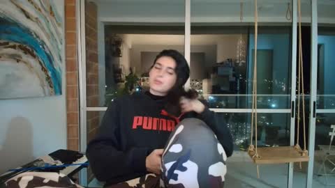 hollyshit_ online show from January 2026 12:37:01 AM