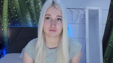 HollyTaillor online show from February 2026 06:10:01 AM