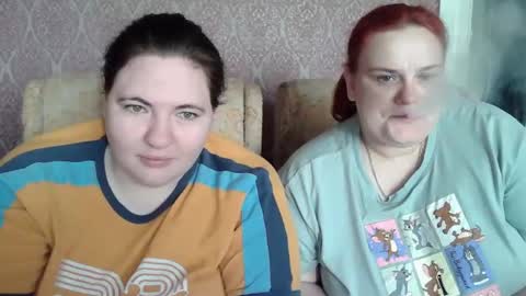 Snapshot of hollyxeva chatting on April 2026 09:35:01 AM HollyXEva online show from April 2026 09:35:01 AM