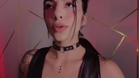 holly online show from January 2026 09:31:01 PM