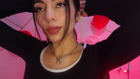 holly online show from March 2026 12:44:02 PM