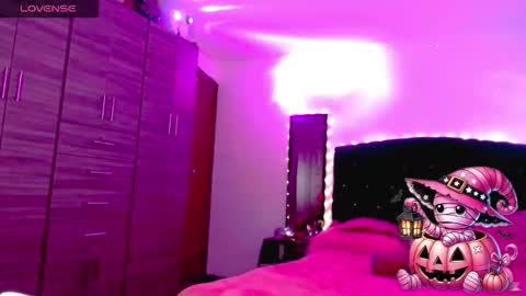 Juli online show from October 2025 04:56:01 AM