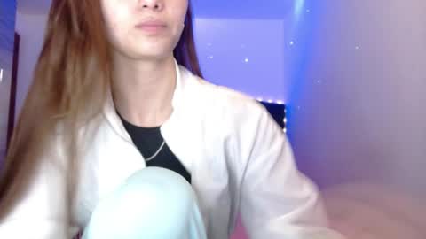 Juli online show from April 2026 02:14:01 AM