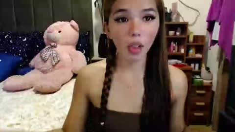 holy_molly1 online show from March 2026 03:11:02 AM