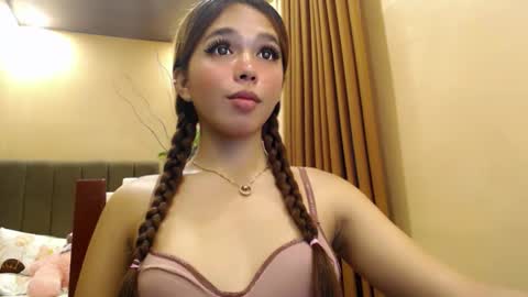 Snapshot of holy_molly1 chatting on June 2026 03:11:01 AM holy_molly1 online show from June 2026 03:11:01 AM