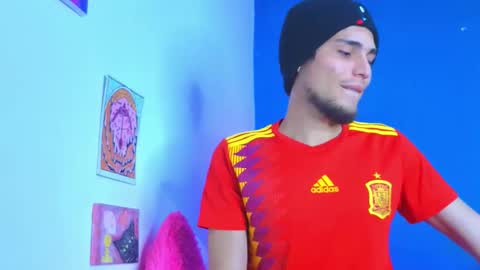      online show from November 2025 08:02:02 AM