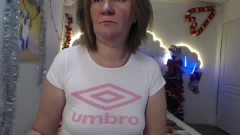 Snapshot of holymilfa chatting on December 2024 11:10:02 AM holymilfa online show from December 2024 11:10:02 AM