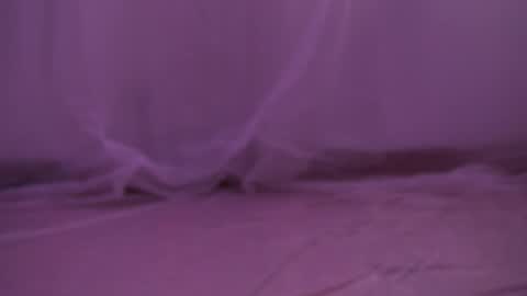 honeeeey_ online show from November 2025 09:47:01 PM