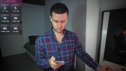 Andrew online show from February 2025 08:43:01 AM