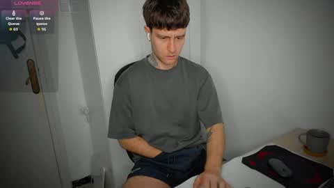 Andrew online show from April 2026 06:51:02 AM